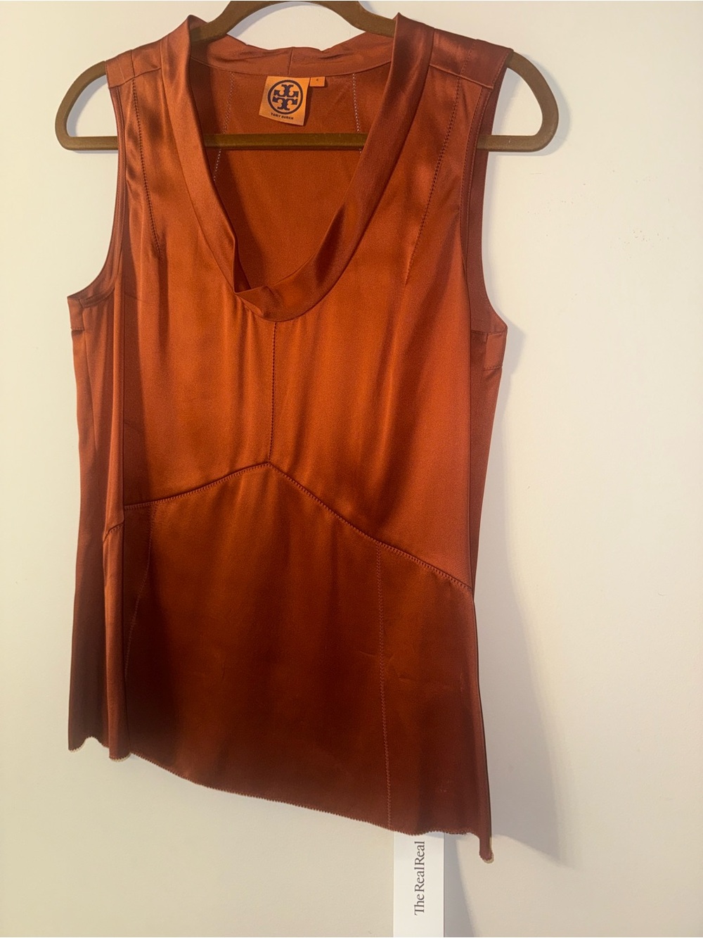Tory Burch Burnt Orange Satin V-Neck Sleeveless Top - Picture 4 of 4